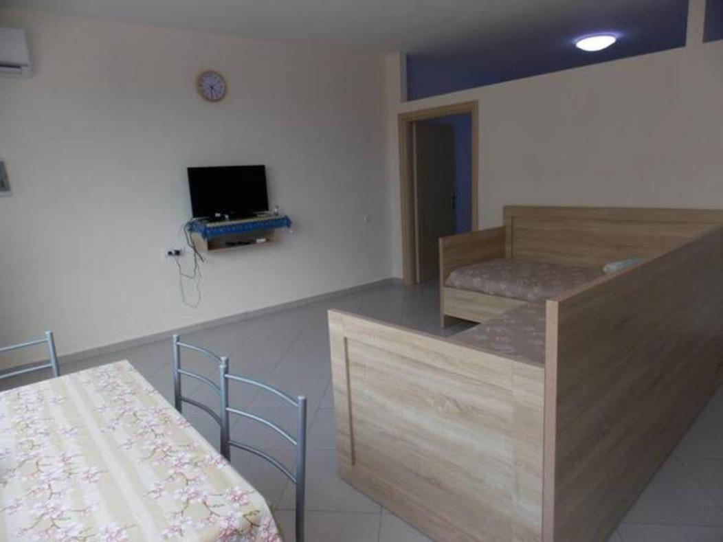 Vasili Sunstay Apartments Σαράντα Εξωτερικό φωτογραφία